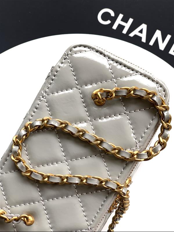 2026127215529448 580